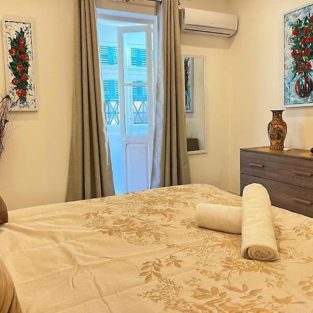 Heart Of Valletta - Apartment Bagian luar foto