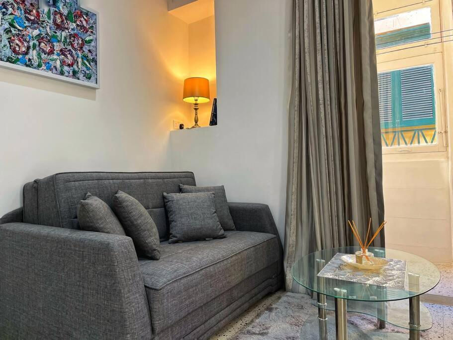 Heart Of Valletta - Apartment Bagian luar foto