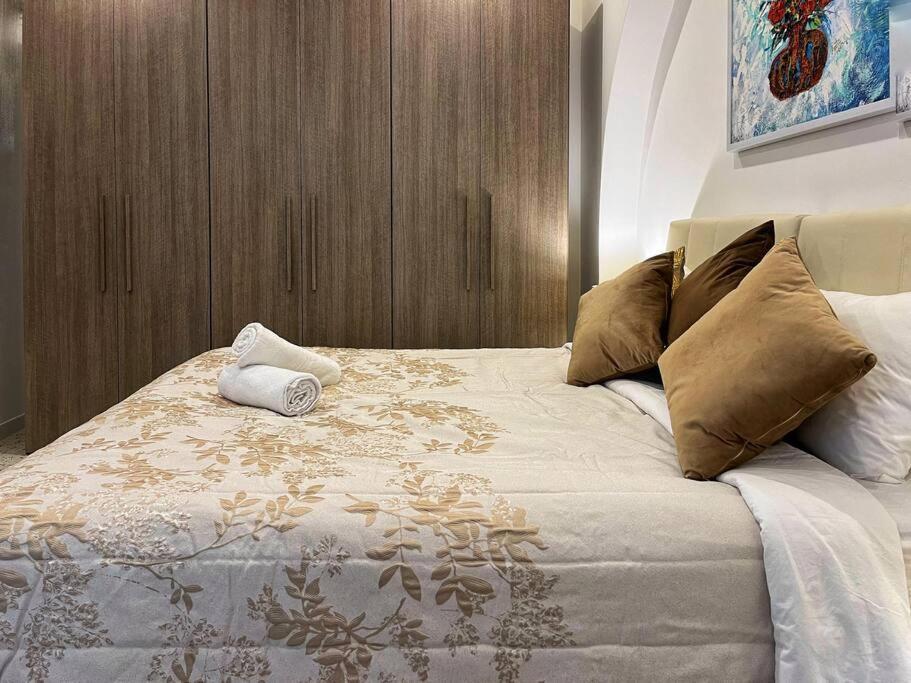 Heart Of Valletta - Apartment Bagian luar foto