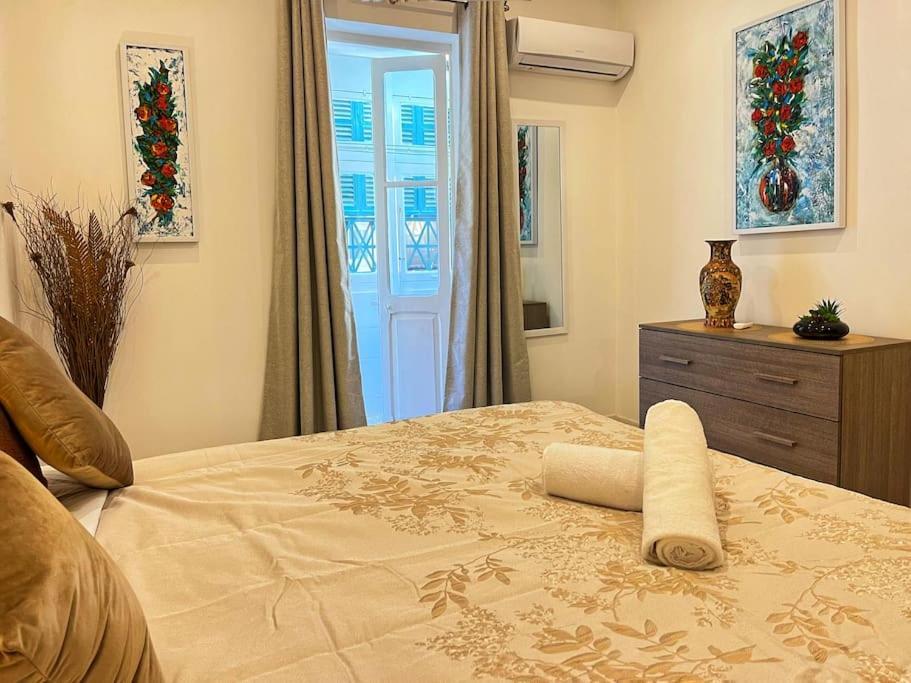 Heart Of Valletta - Apartment Bagian luar foto